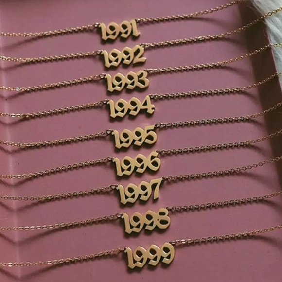 Golden 1995 Old School Birth Year Necklace - Picture 2 of 3